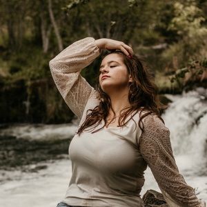 Meet your Posher, Leanna